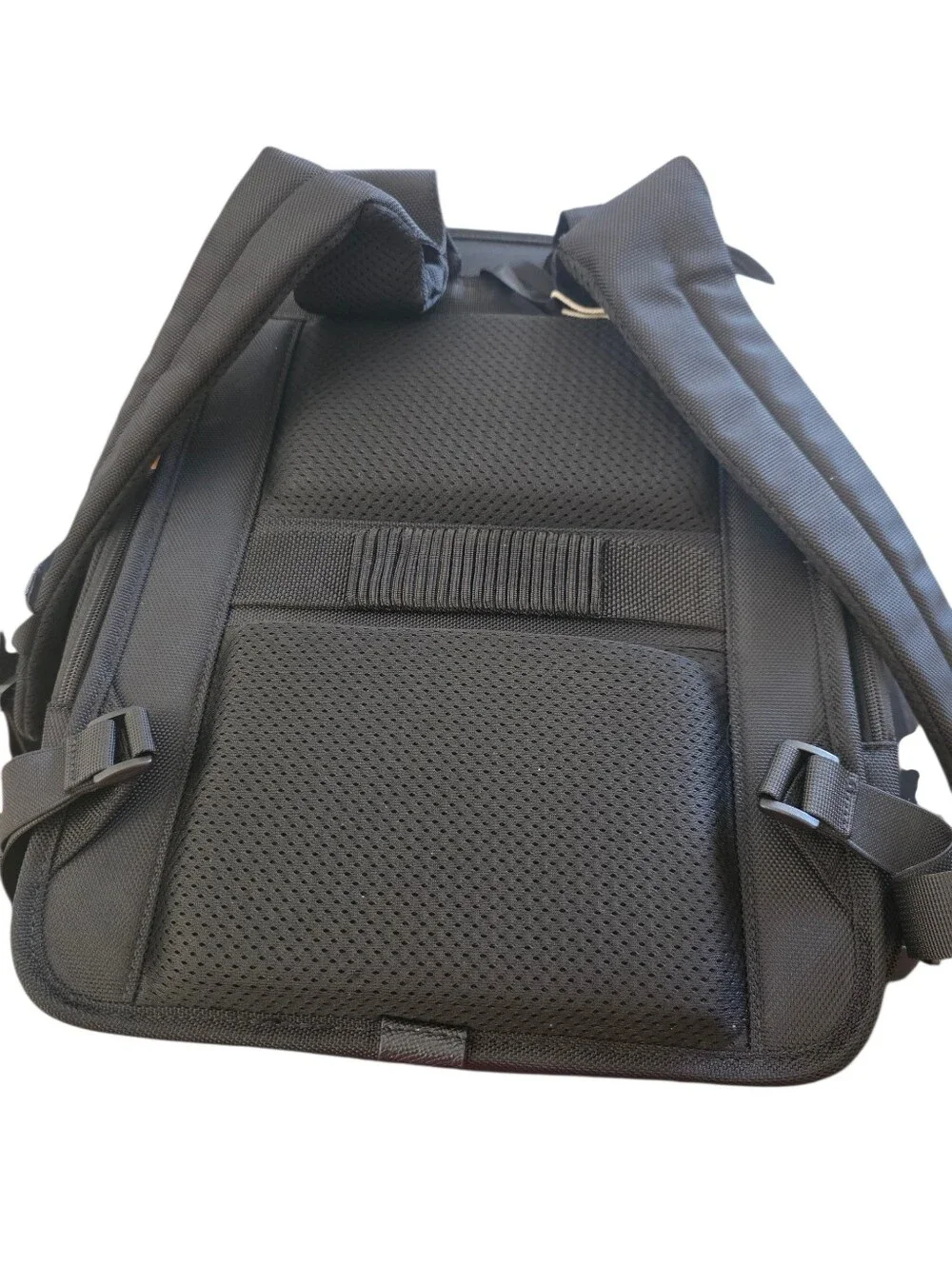 NEW Mens Crossgear Brand Travel Backpack